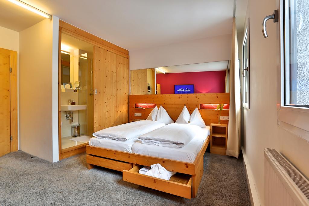 Double Room,109325523:JPEG