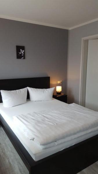 Small Twin Room,1094637246:JPEG