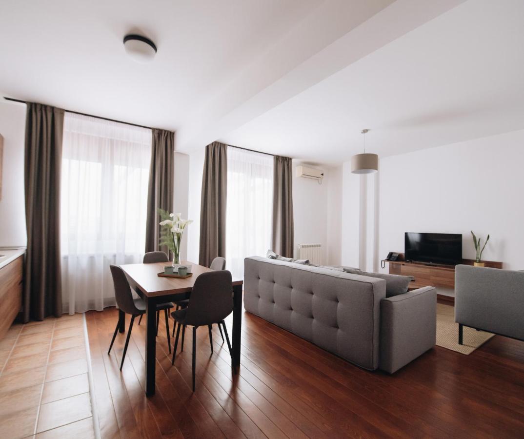 Superior Apartment