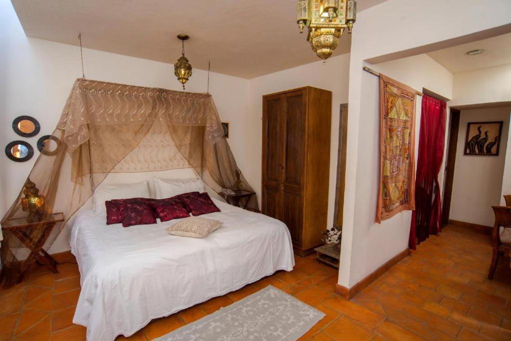 Queen Room Two Queen Beds