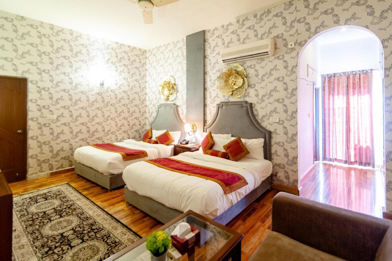 Deluxe Twin Room