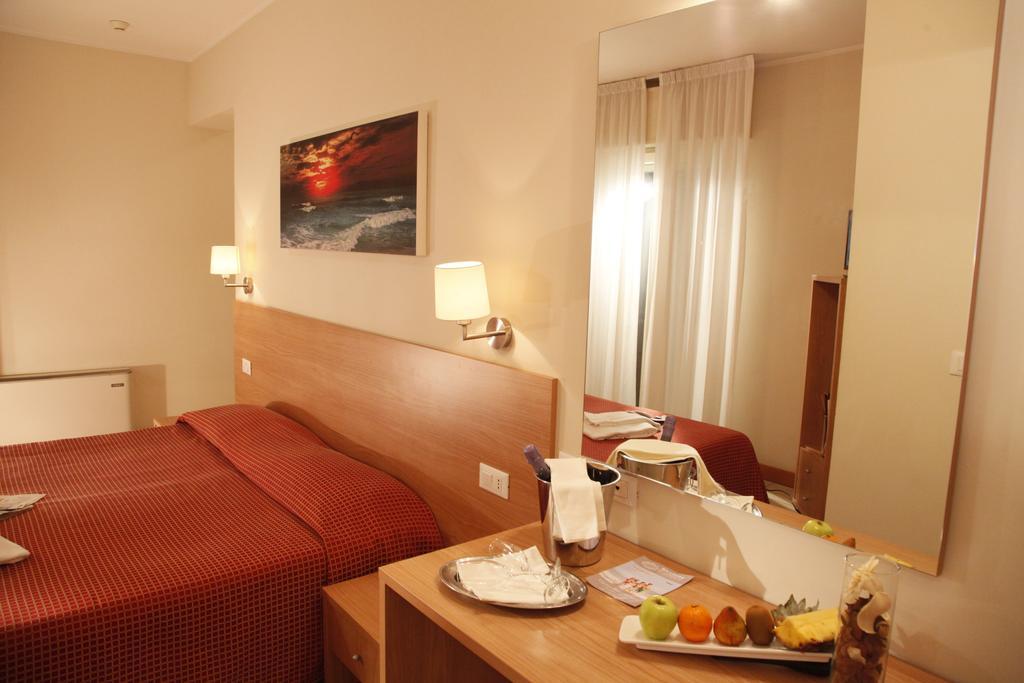 Triple Room Balcony,109802448:JPEG