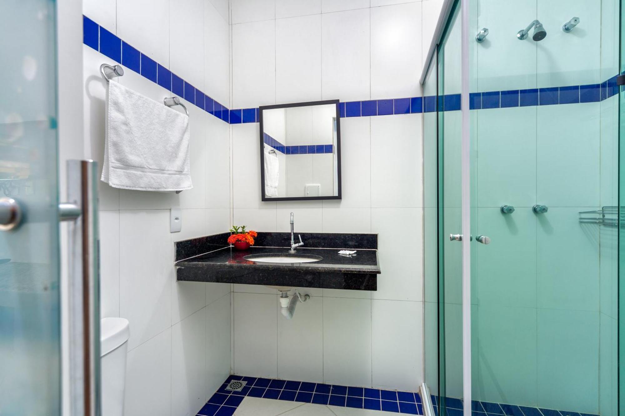 Quarto Standard com Vista para a Piscina