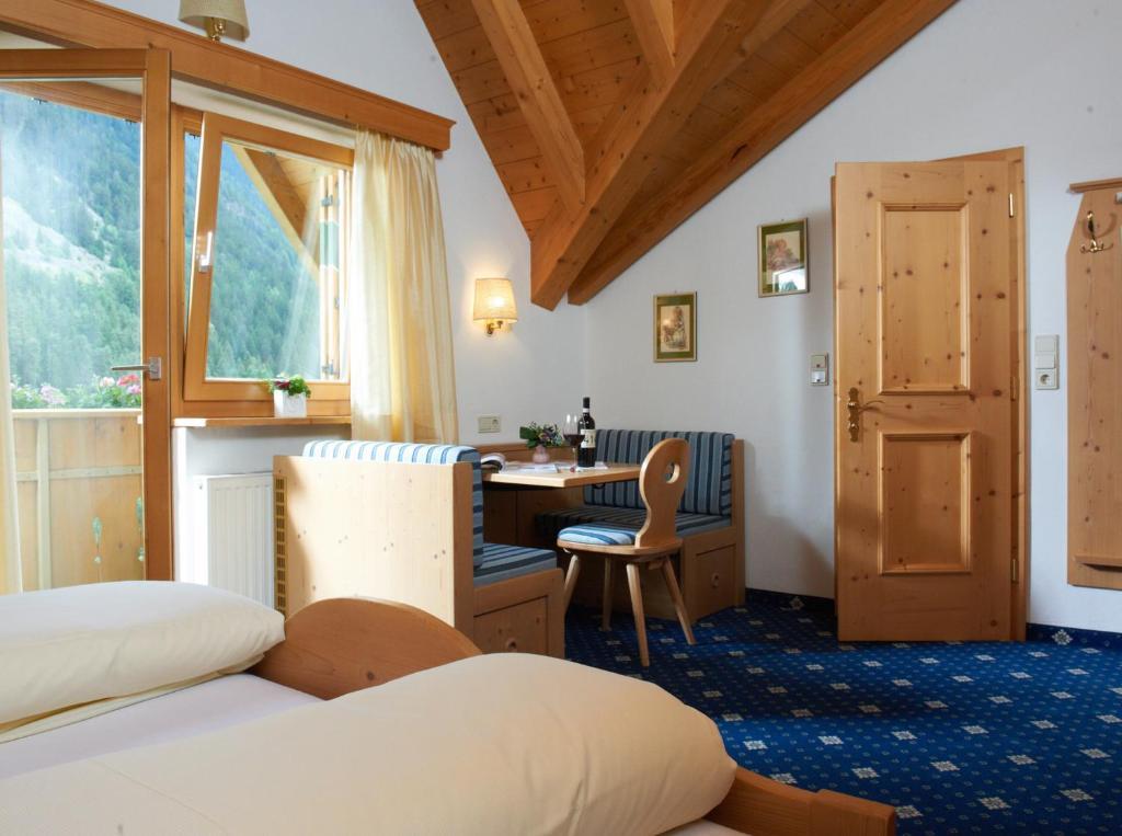 Triple Room,21589344:JPEG