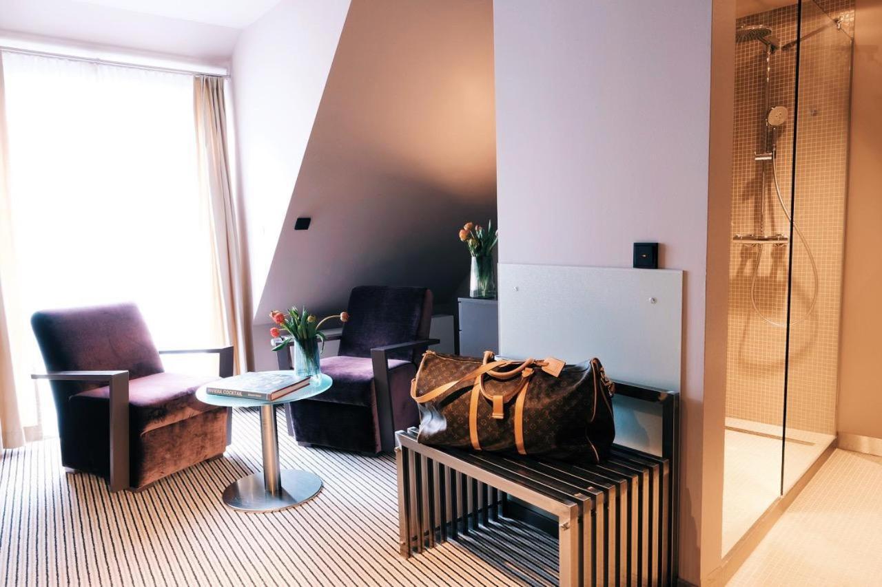 Kleines Doppelzimmer – etwa 50 m vom Eingang des Hotels entfernt