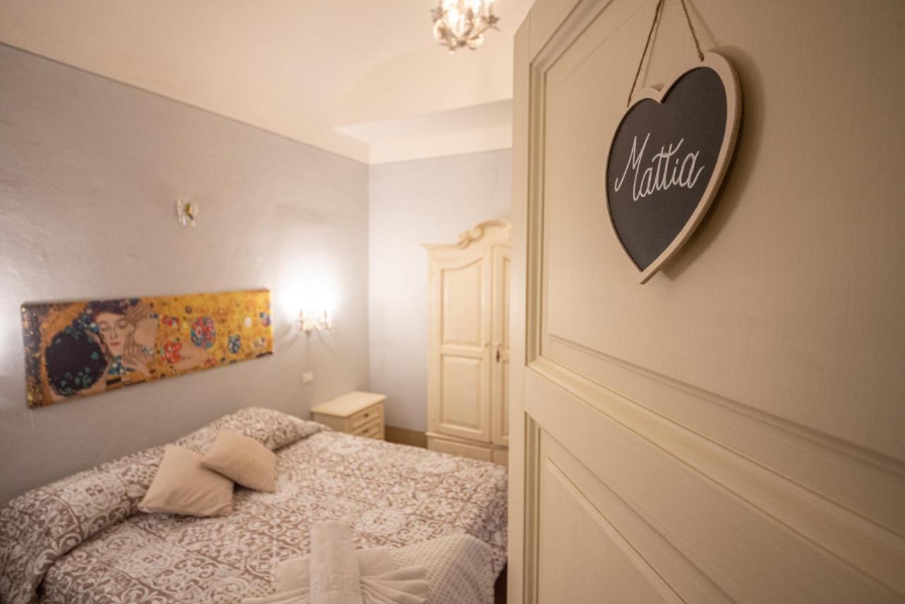 Double Room Private External Bathroom