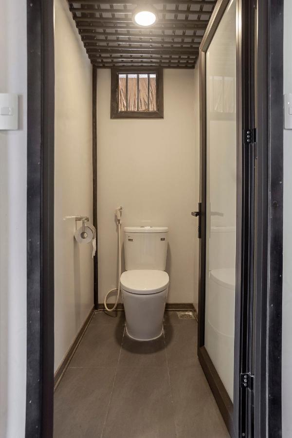 8-Bed Mixed Dormitory Room