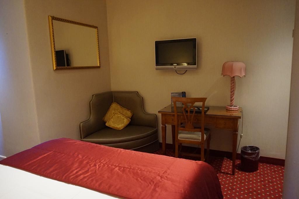 Economy Double Room,414527499:JPEG