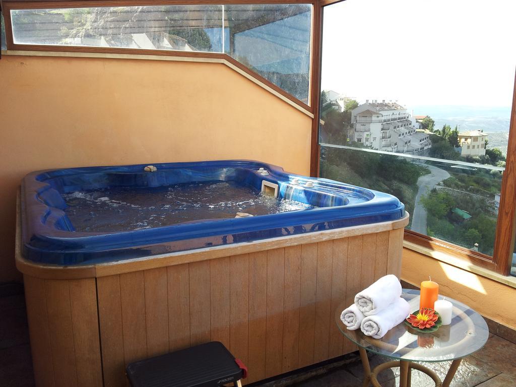 Double Room Spa Bath