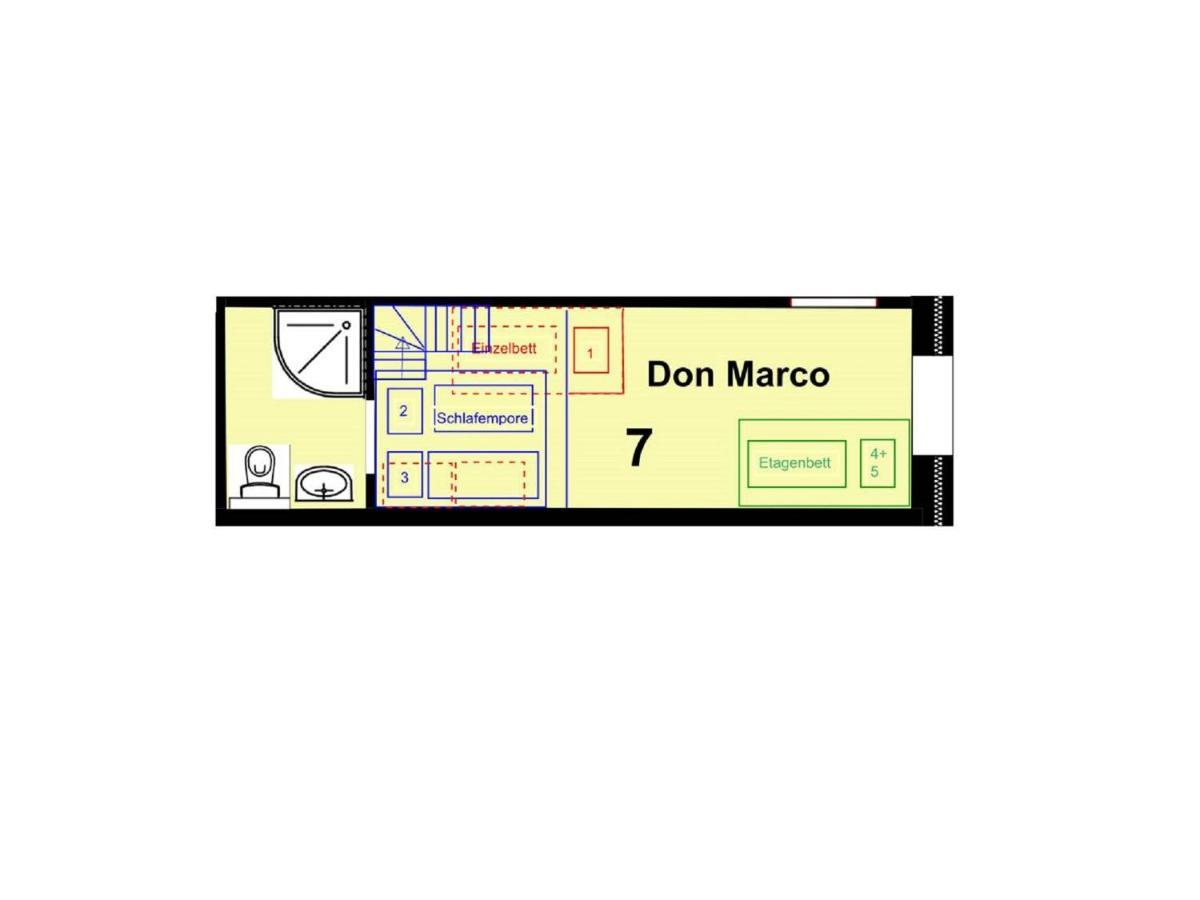 Familienzimmer mit Dusche