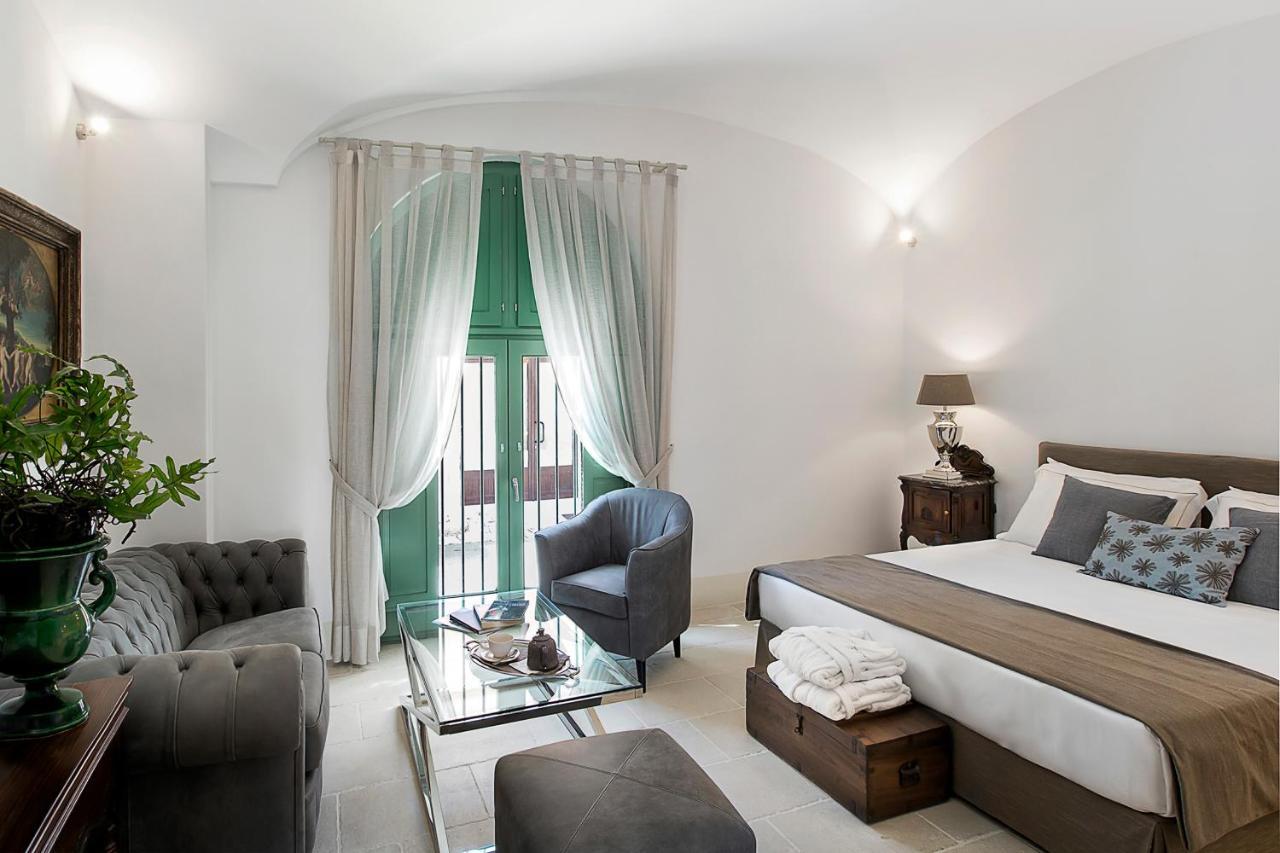Standard Double Suite,1111629129:JPEG