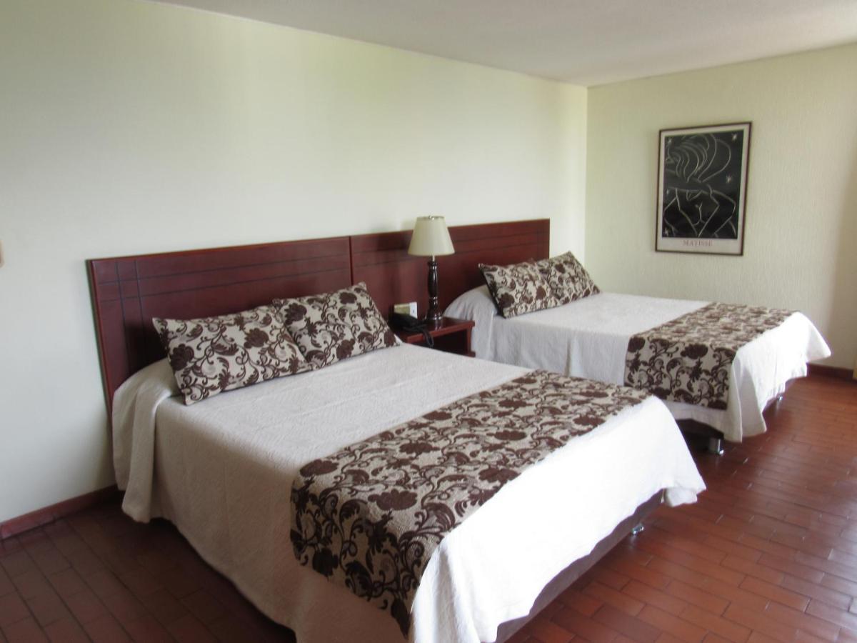 Quadruple Room,1112944656:JPEG
