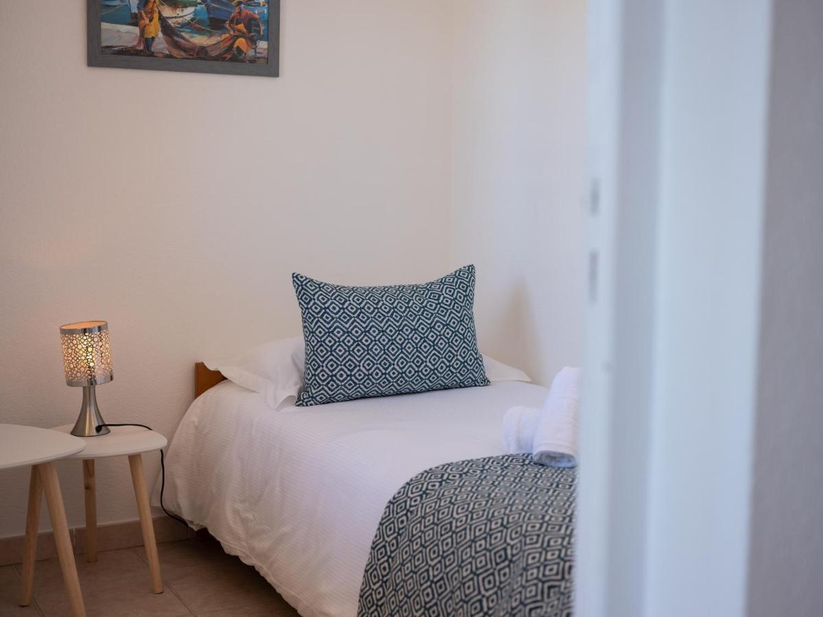 Habitación Doble con balcón (2 adultos + 1 niño)