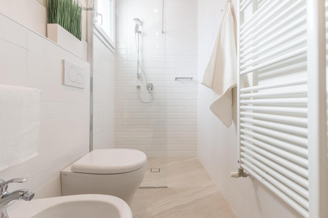 Deluxe Doppel-/Zweibettzimmer mit Balkon
