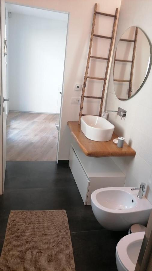 Double Room,1269288103:JPEG