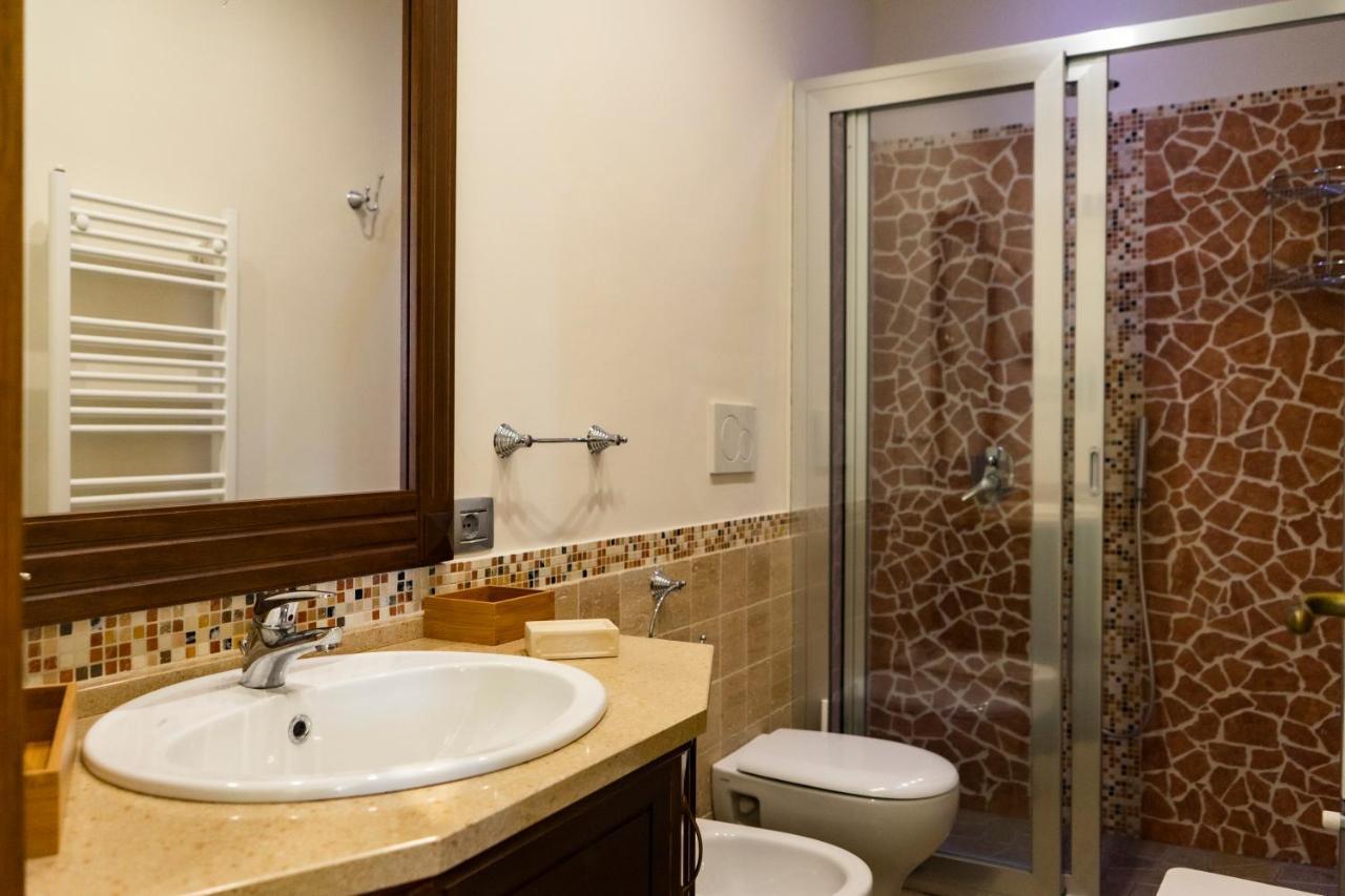 Two-Bedroom Apartment Annex,1129757061:JPEG