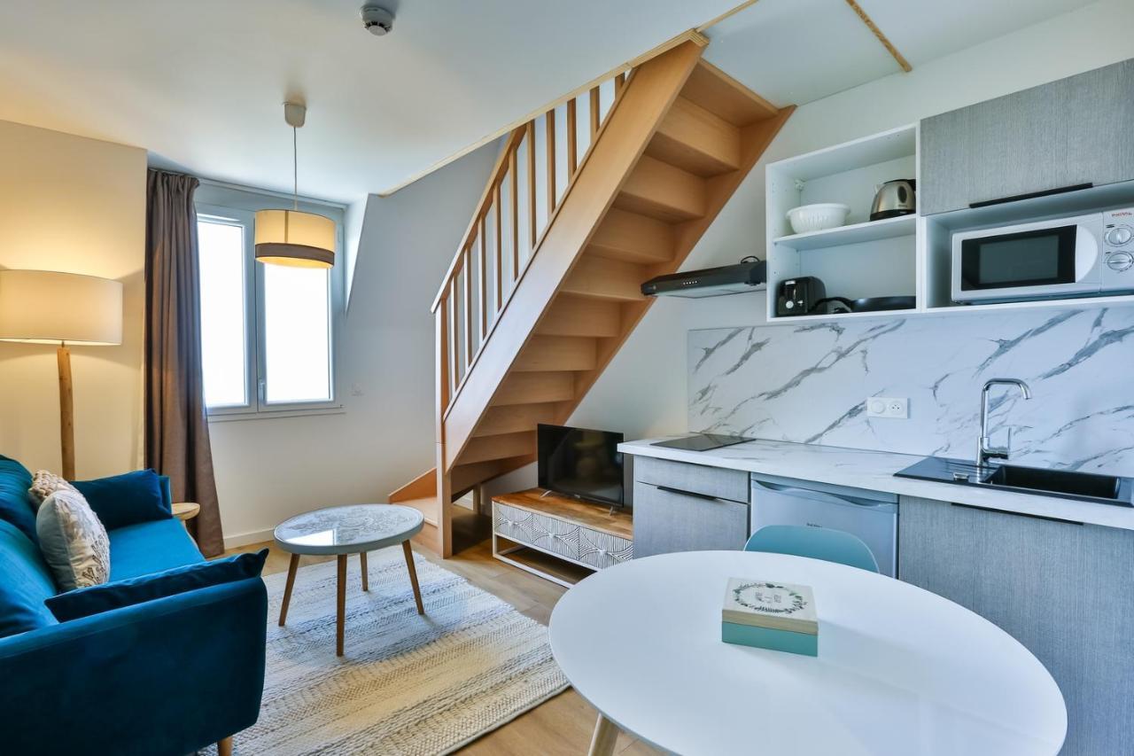 Appartement en Duplex sans Balcon - Vue sur Mer