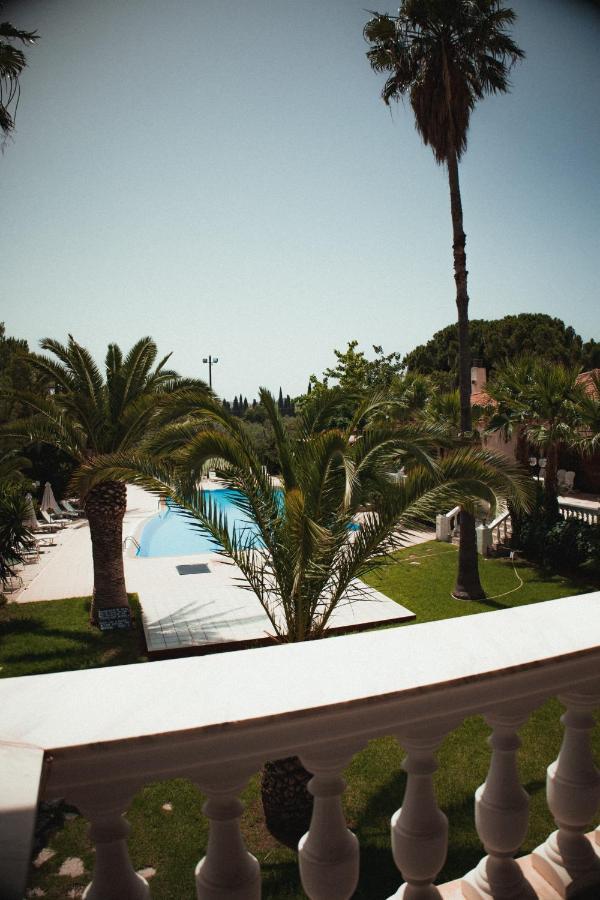 Junior Suite Pool View