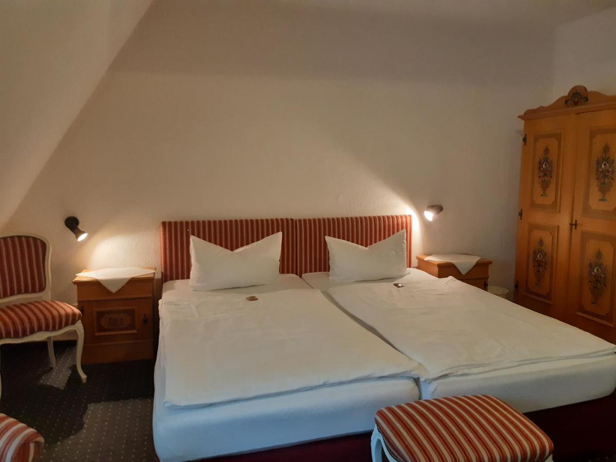 Double Room Shared Toilet