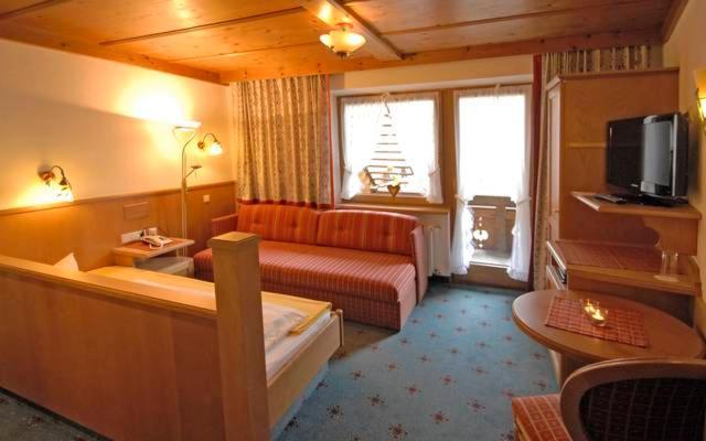 Single Room Balcony,1765594195:JPEG