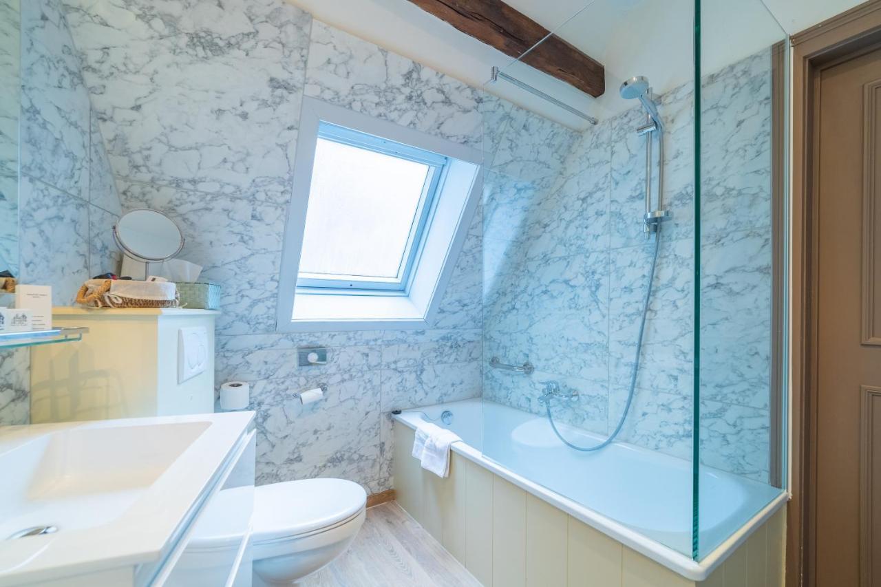 Standard Room Canal View