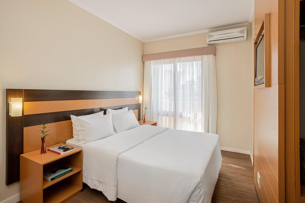 Standard Double 1 Double Bed