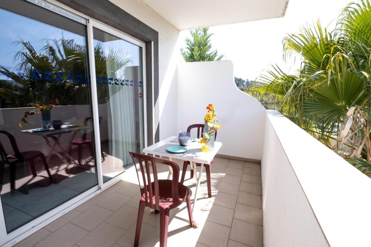 Studio with Terrace