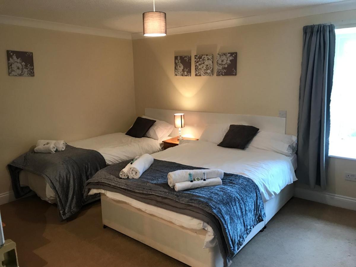 Double or Twin Room with Bathroom