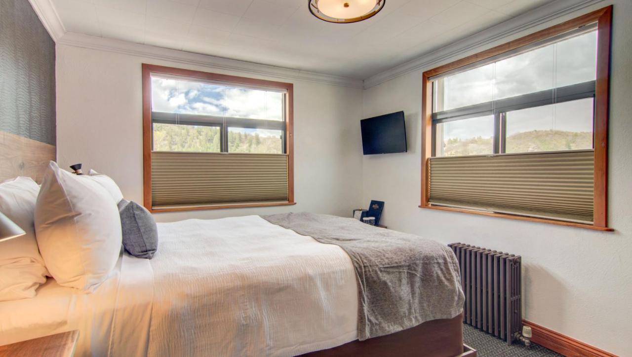 Double Diamond Queen Room