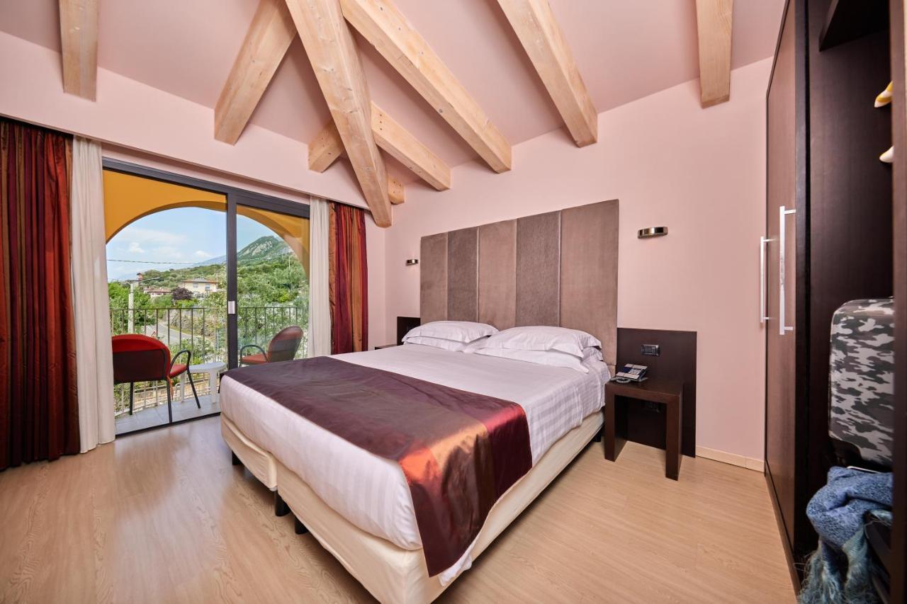 Double or Twin Room Garden View,1137000382:JPEG