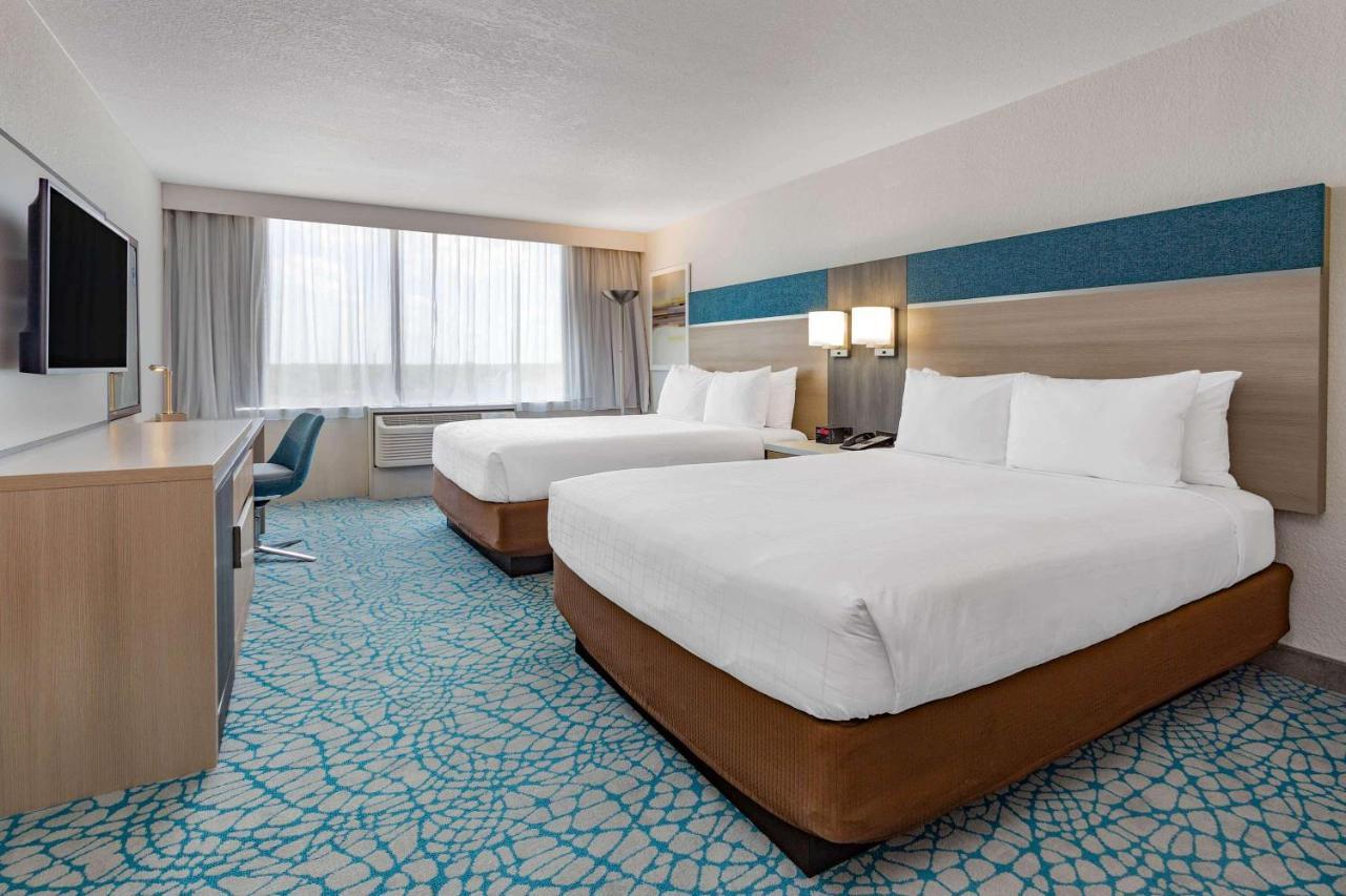 Standard Queen Room with Two Queen Beds and View