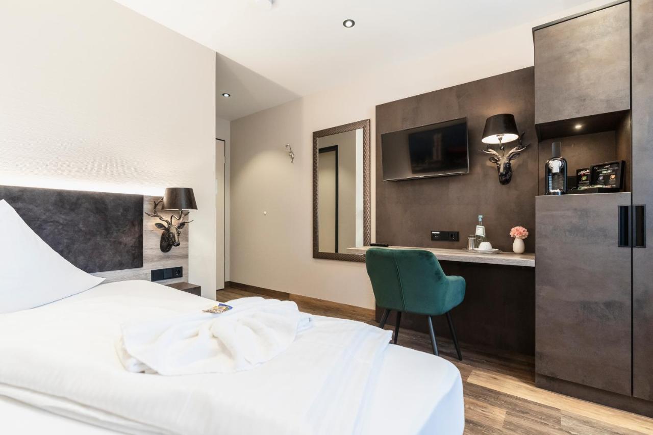 Premium Single Room,1137295243:JPEG