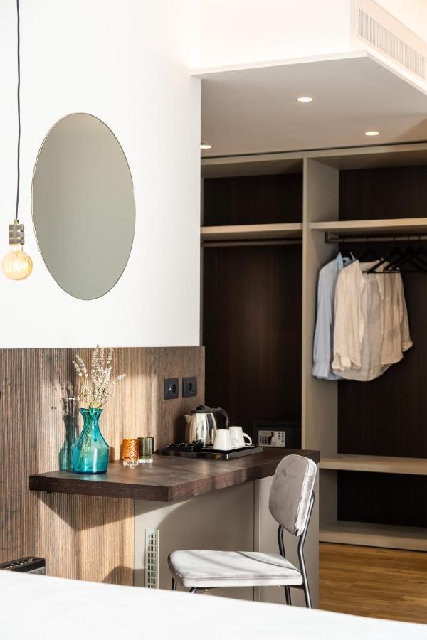 Superior Double or Twin Room with Lake View
