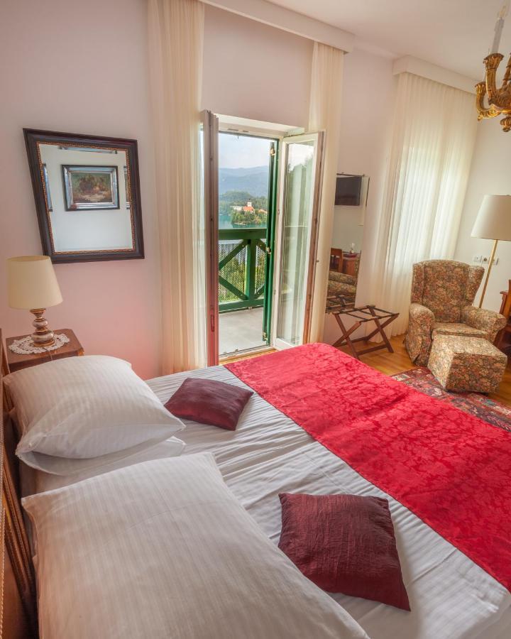 Deluxe Double or Twin Room Lake View