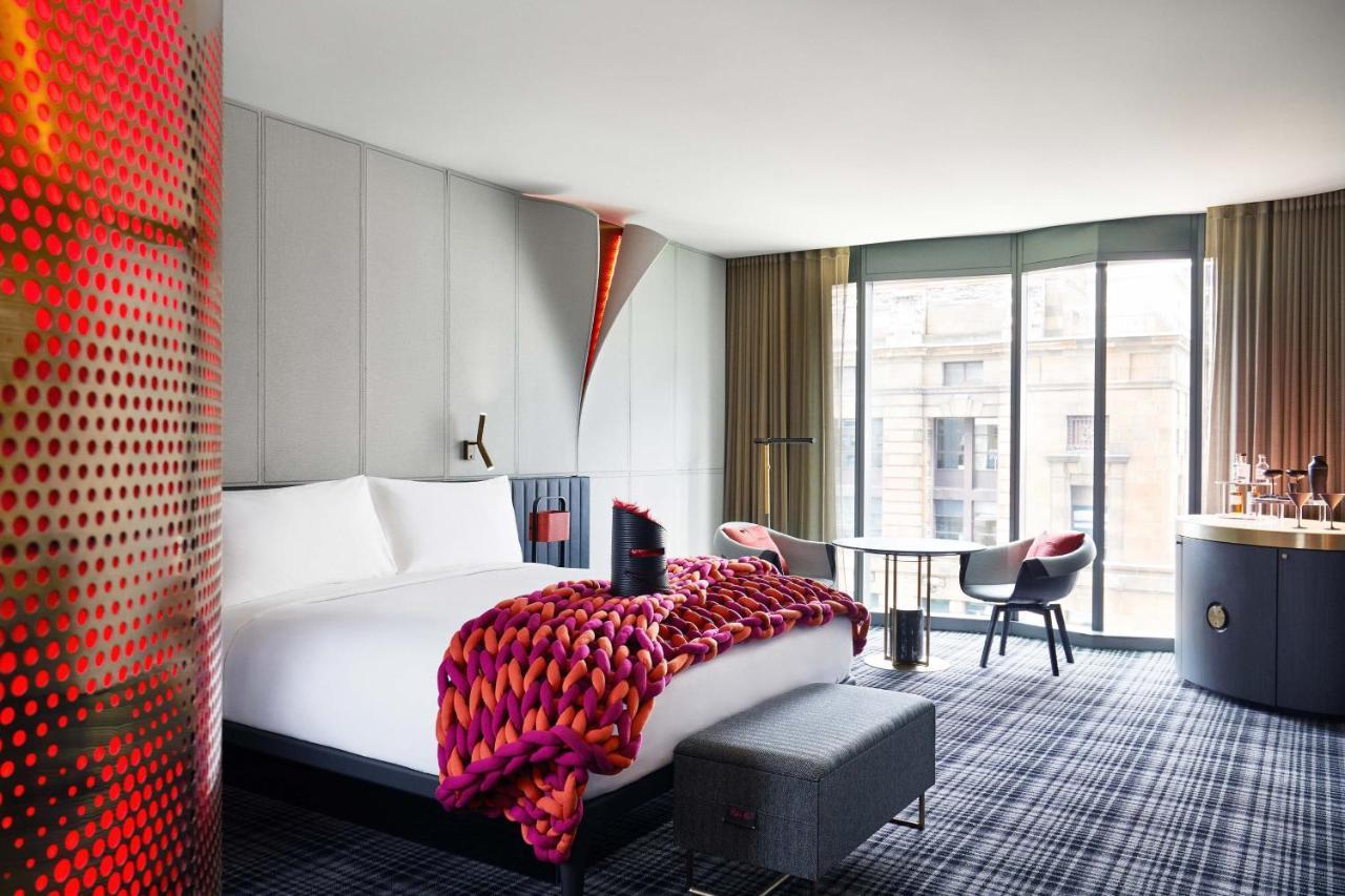 Superior Room, Larger Guest Room, 1 King