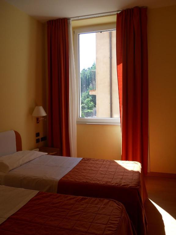 Twin Room View,11416458:JPEG