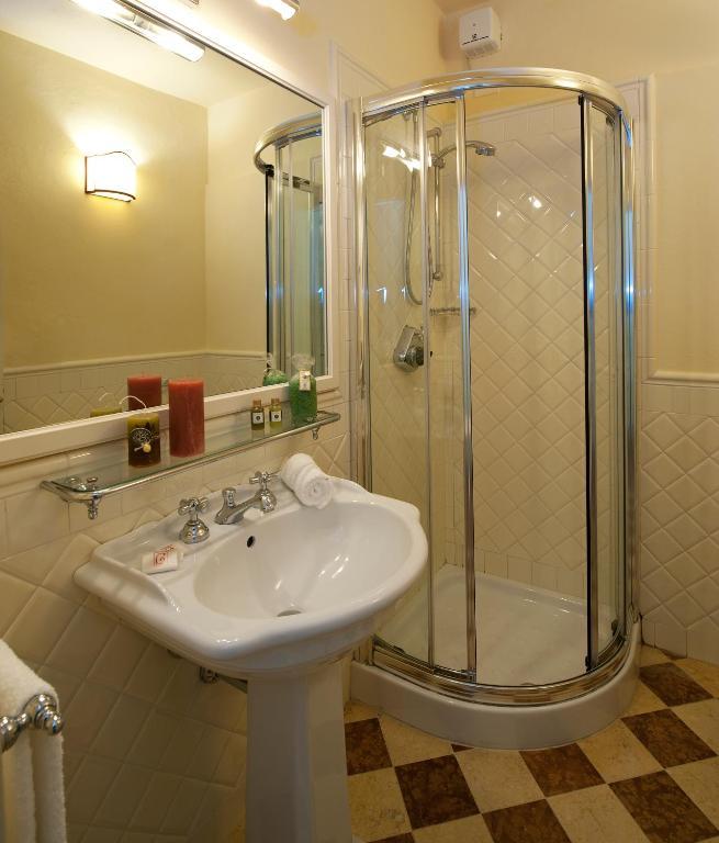Superior Doppelzimmer mit Kamin