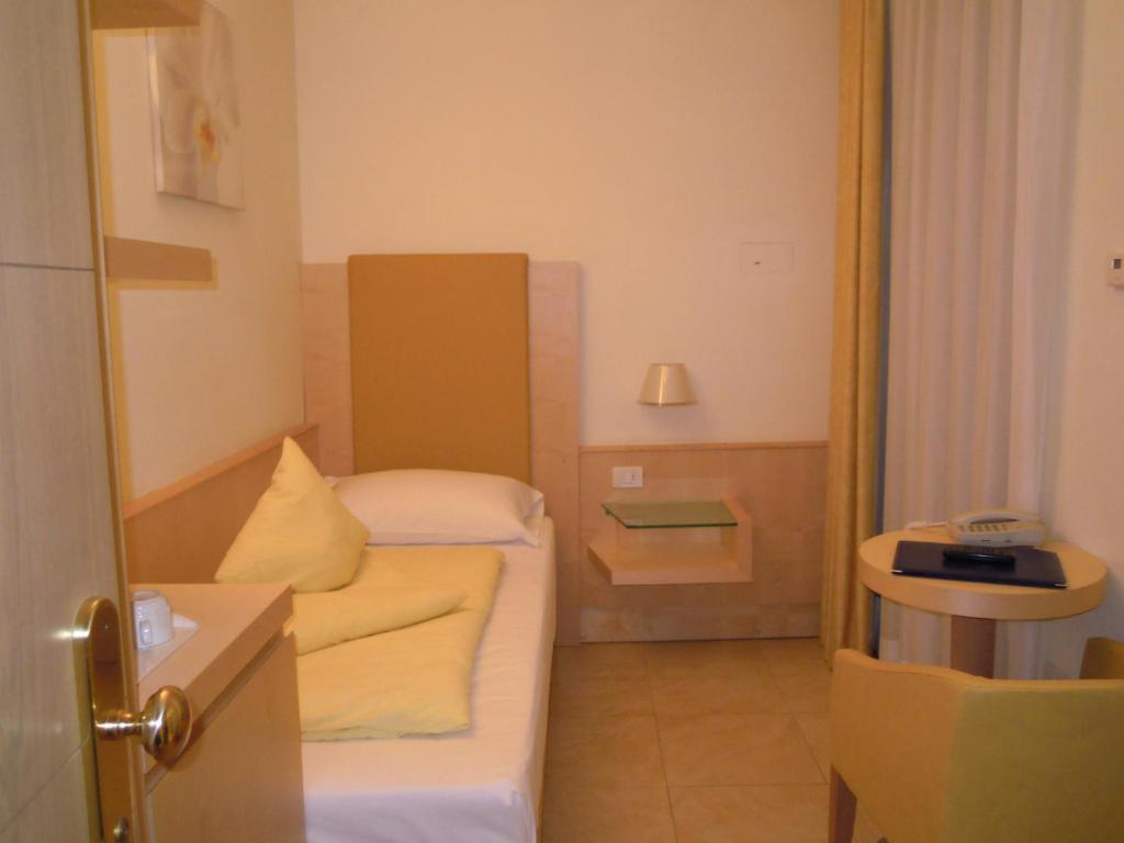 Standard Single Room Balcony