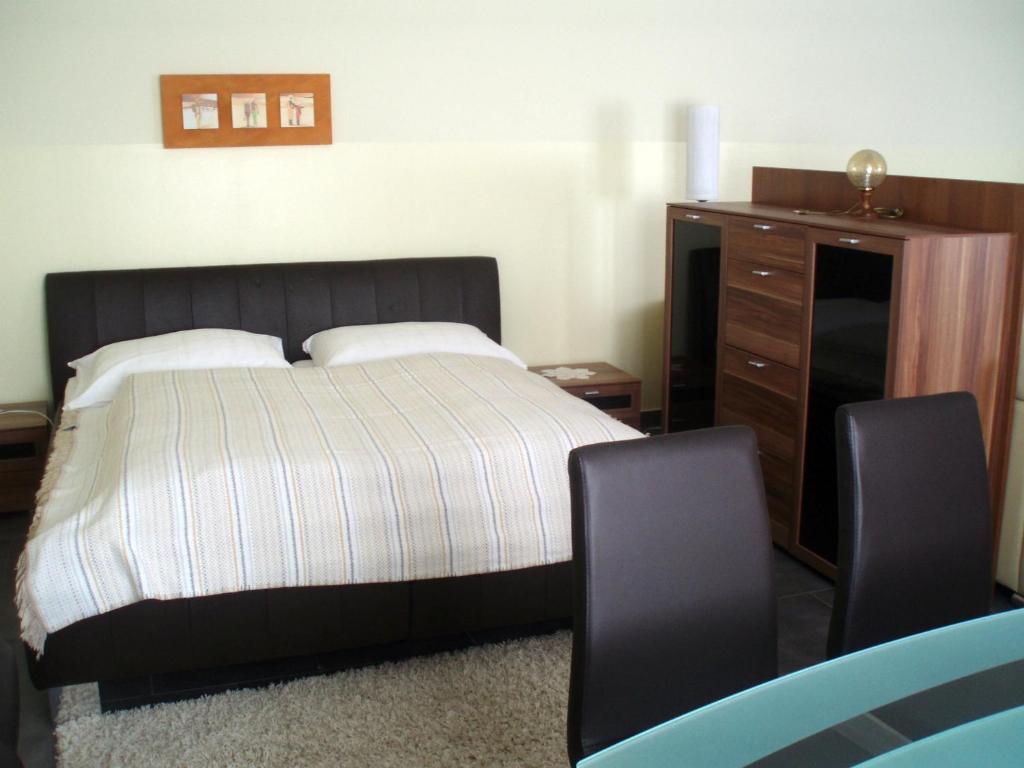 Apartment Annex