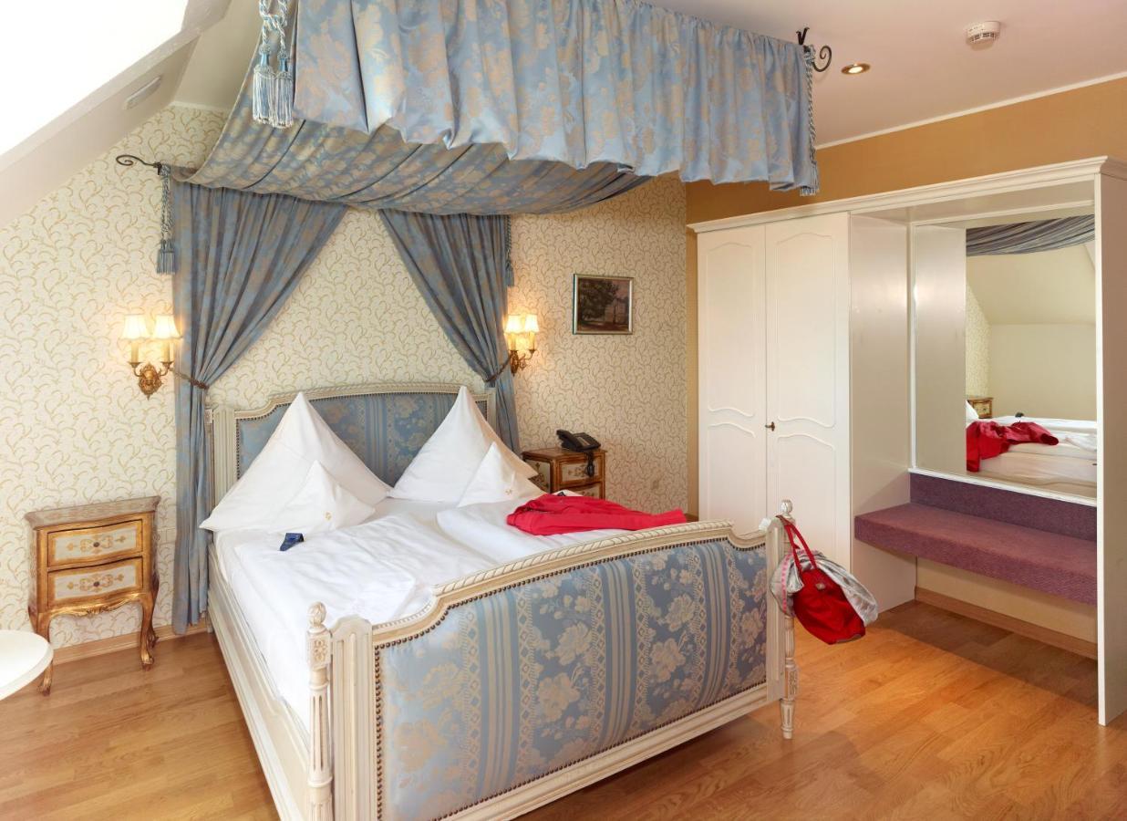 Großes Doppelzimmer
