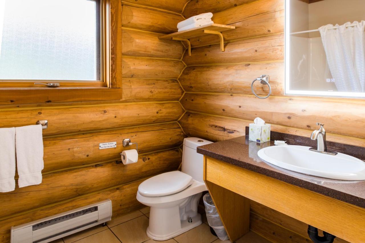 Cozy Cabin