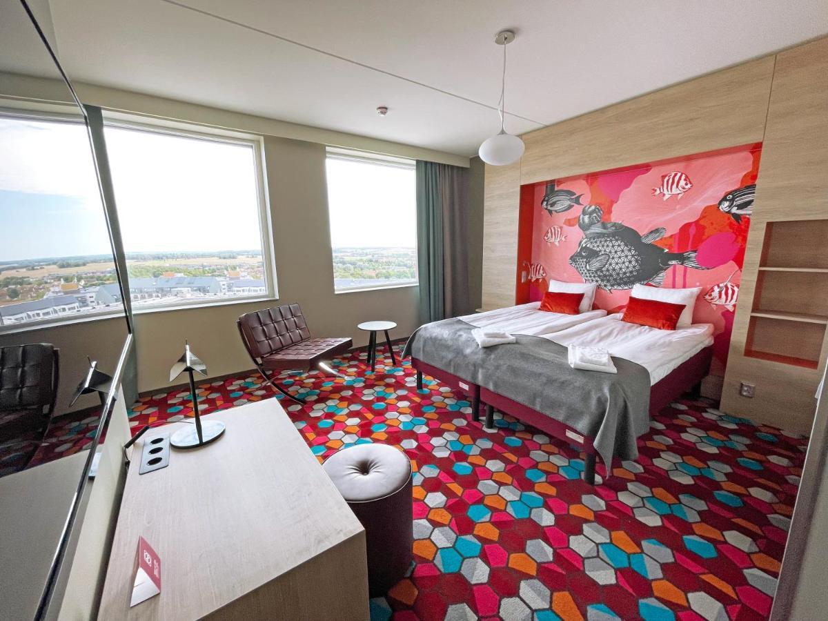 Stylish Twin Room