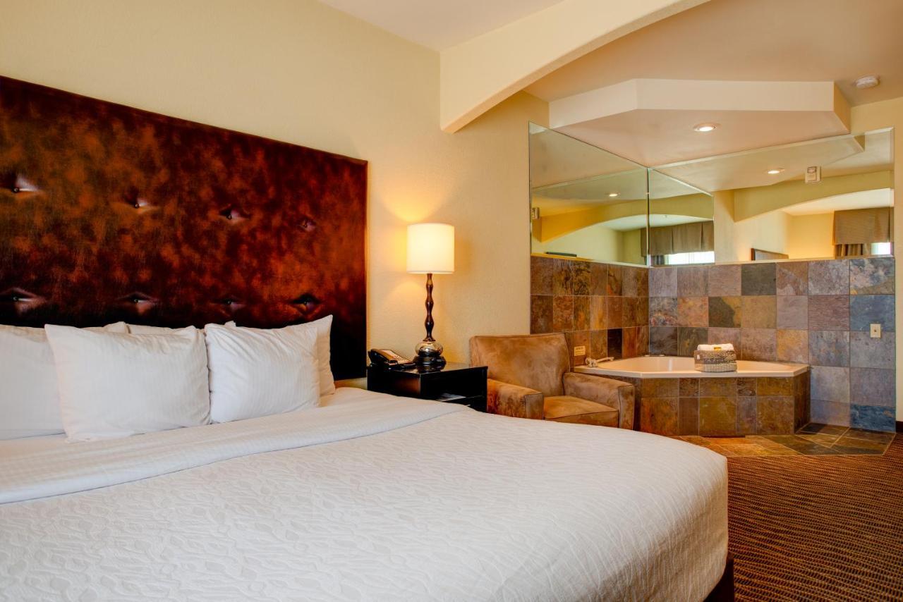 King Suite Spa Bath Non-Smoking