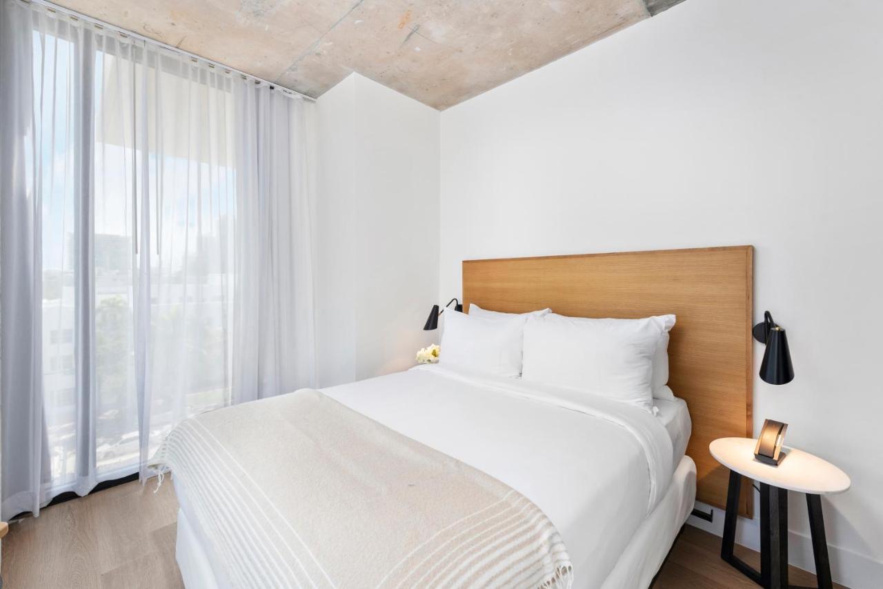 Standard Zimmer mit Kingsize-Bett
