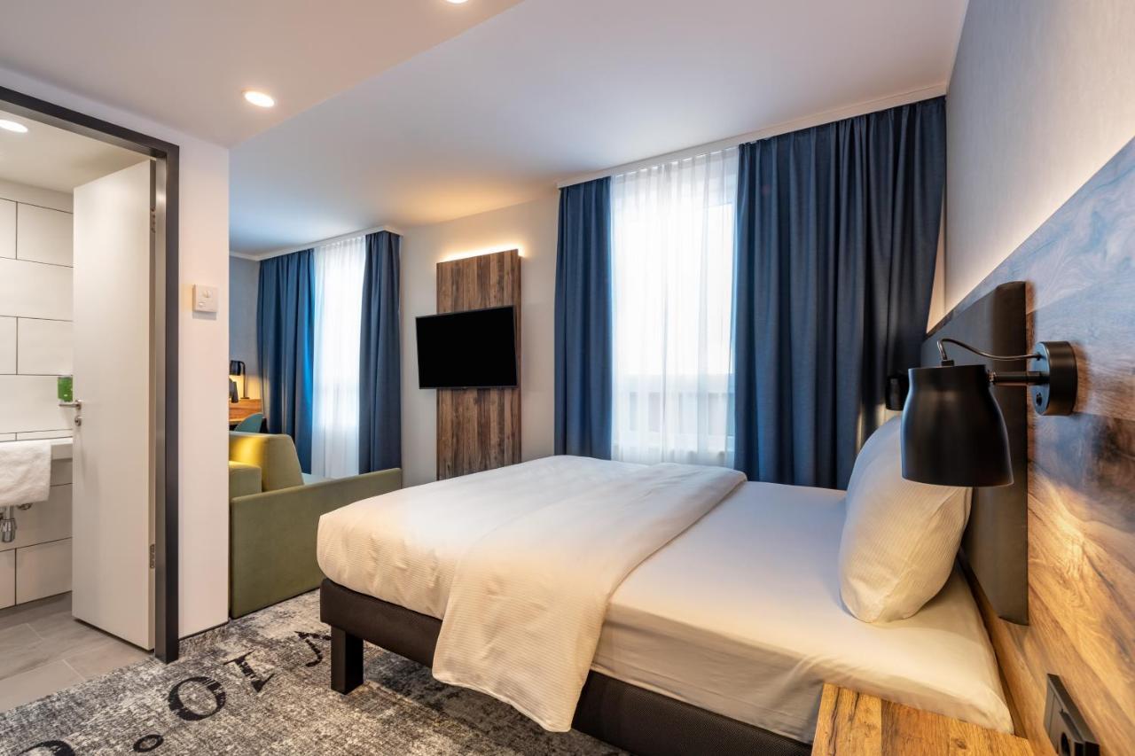 Modern Family Room One Double Bed One Sofa