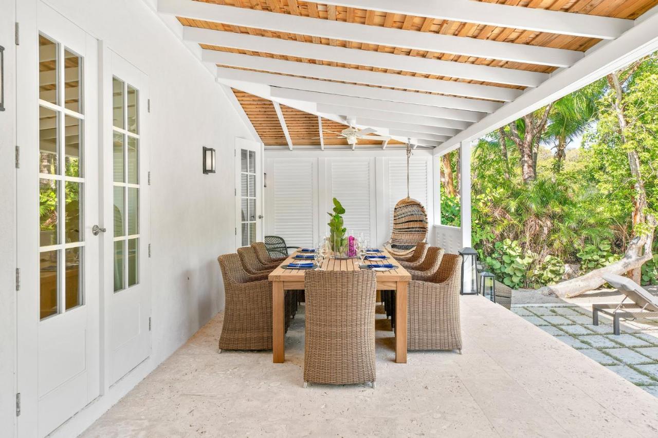 Two Bedroom Garden View Villa w or Private Pool