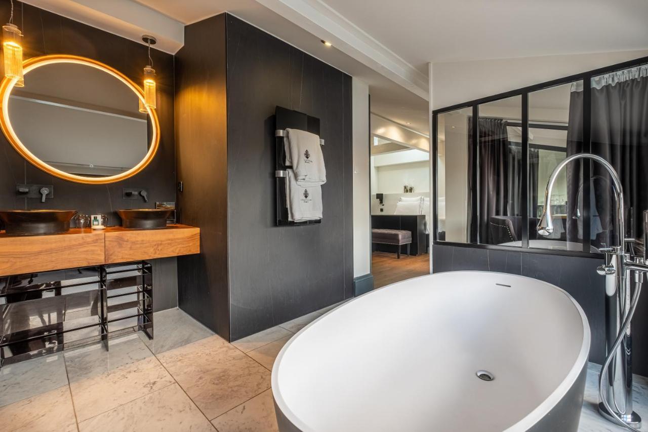 Suite Montaigne,1147673464:JPEG
