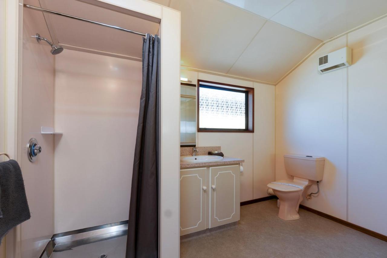 One-Bedroom Unit with Spa Bath