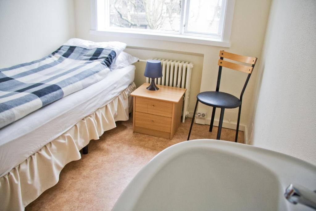 Single Room with Shared Bathroom