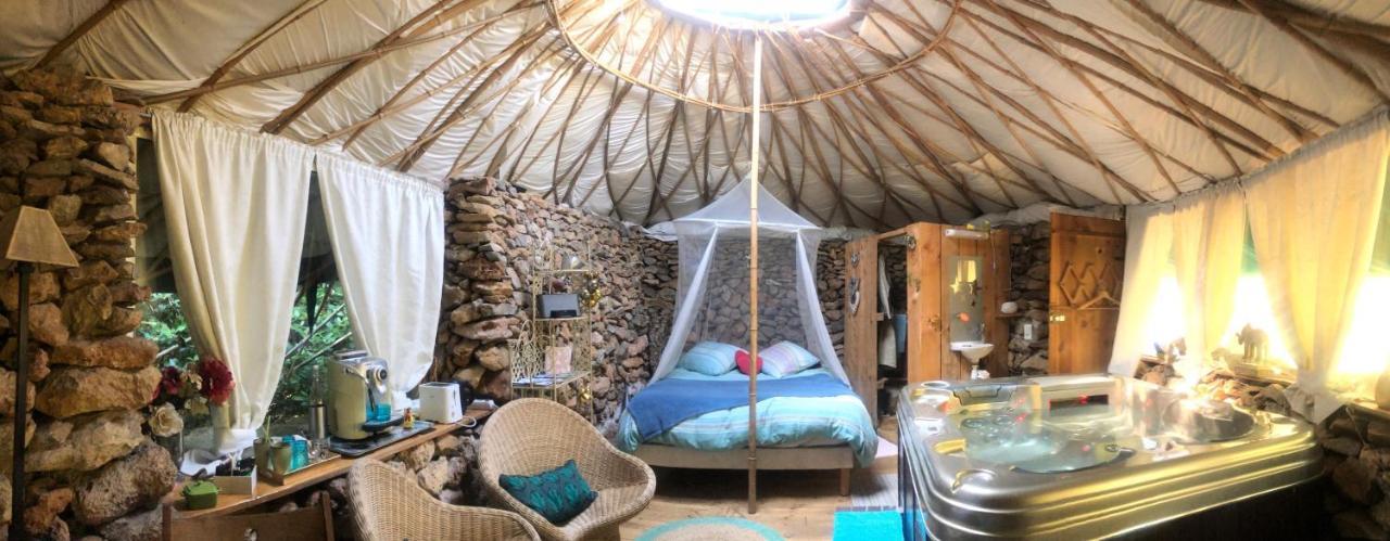 Lodge avec Jacuzzi Intérieur
